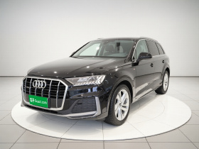 奥迪Q7 2023款 45 TFSI quattro S line运动型