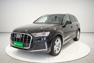 奥迪Q7 2023款 45 TFSI quattro S line运动型