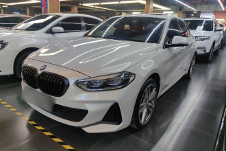 宝马1系 2020款 125i 领先型M运动套装