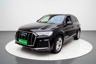 奥迪Q7 2023款 45 TFSI quattro S line运动型
