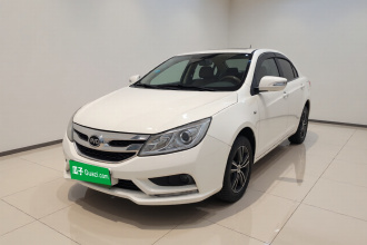 比亚迪 速锐 2015款 1.5L 手动豪华型