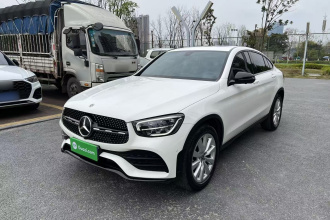 奔驰GLC轿跑 2021款 GLC 260 4MATIC 轿跑SUV