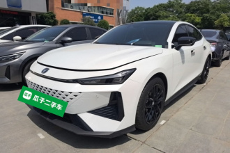 长安UNI-V 2024款 1.5T 尊贵型