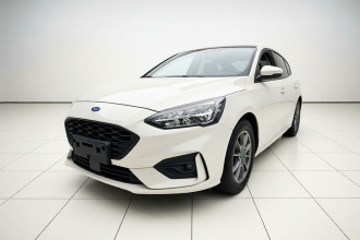 福特 福克斯 2021款 两厢 EcoBoost 180 自动锋潮型