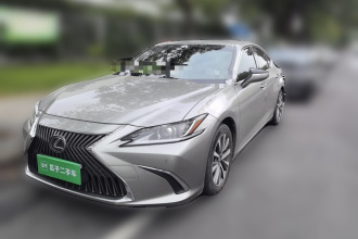 雷克萨斯ES 2020款 200 卓越版