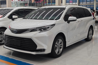 丰田 赛那SIENNA 2023款 2.5L混动 舒适版