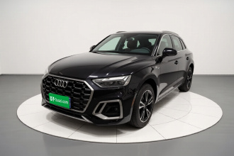 奥迪Q5L 2025款 45周年典藏版 40 TFSI 时尚动感型