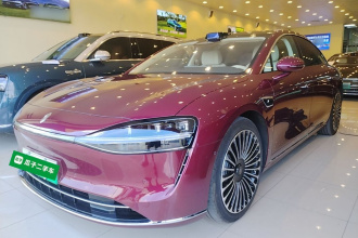 鸿蒙智行 享界S9 2026款 增程 Ultra 后驱 53kWh (192线激光雷达）