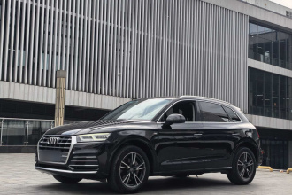 奥迪Q5L 2020款 40 TFSI 荣享时尚型