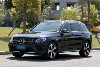 奔驰GLC 2018款 GLC 300 4MATIC 动感型