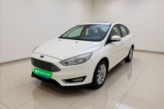 福特 福克斯 2017款 三厢 EcoBoost 180 自动精英型