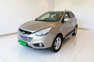 北京现代ix35 2010款 2.0L 自动四驱尊贵版GLS