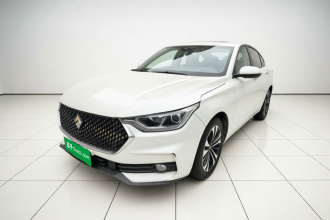 宝骏RC-6 2019款 1.5T CVT 24小时在线尊贵型