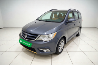 宝骏730 2014款 1.5L 手动豪华型 7座