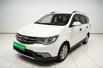 宝骏730 2014款 1.5L 手动舒适ESP版 7座