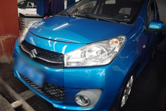 铃木 奥拓 2013款 1.0L 自动豪华型