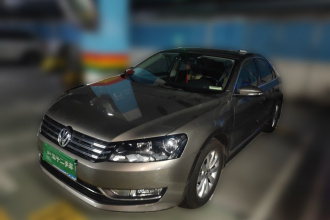 大众 帕萨特 2015款 1.8TSI DSG尊荣版