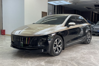 红旗E-QM5 2023款 改款 基础出行版