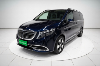 奔驰V级 2022款 V 260 L 长轴距尊贵版