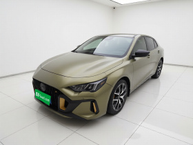 广汽传祺 影豹 2021款 270T DCT J16版