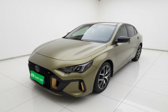 广汽传祺 影豹 2021款 270T DCT J16版