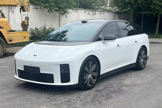 理想汽车 理想i6 2025款 四驱标准版