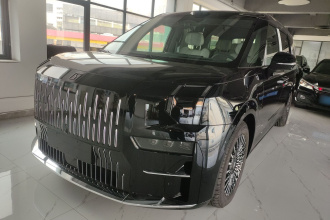 极氪009 2024款 七座过道版四驱 108kWh