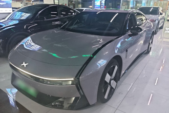 小鹏P7 2025款 820 超长续航 Ultra