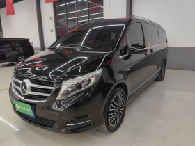 奔驰V级 2017款 V 260 L 尊贵加长版