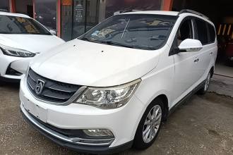 宝骏730 2016款 1.5L 手动舒适型 7座 国V