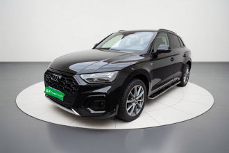奥迪Q5L 2022款 改款 40T 豪华动感型