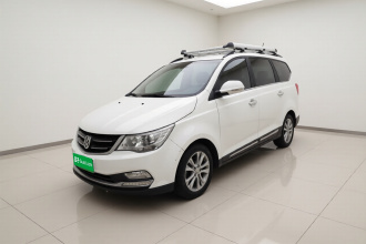 宝骏730 2016款 1.5L 手动舒适型 7座 国V