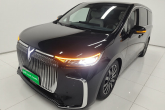 岚图汽车 岚图梦想家 2025款 EV 四驱旗舰鲲鹏版