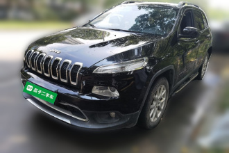 Jeep 自由光 2017款 2.0L 优越版