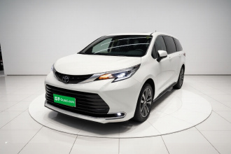 丰田 赛那SIENNA 2023款 2.5L混动 尊贵版