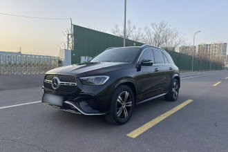 奔驰GLE 2024款 GLE 350 4MATIC 时尚型