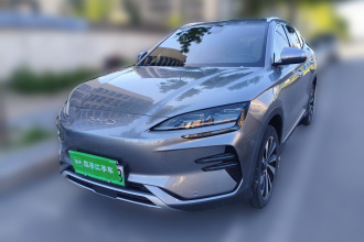 比亚迪 宋PLUS新能源 2024款 荣耀版 EV 520km 豪华型