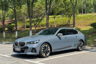 宝马5系 2024款 530Li 尊享型 M运动套装
