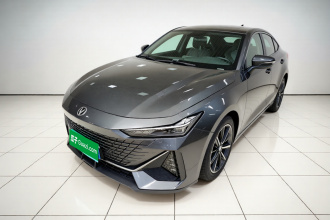 长安UNI-V 2023款 1.5T 尊贵型