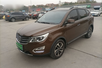 宝骏560 2015款 1.8L 手动豪华型