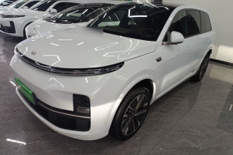 理想汽车 理想L9 2025款 Ultra 智能焕新版
