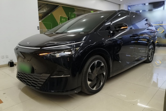 小鹏X9 2024款 640四驱高性能Max