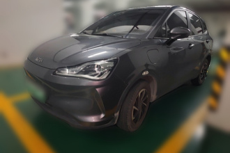 哪吒汽车 哪吒V 2021款 长续航娱乐版