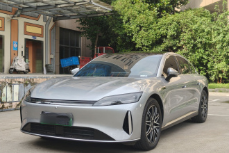 奇瑞风云 风云A9L 2025款 260超长续航尊贵版