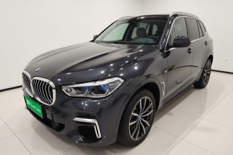 宝马X5 2022款 改款 xDrive 30Li 尊享型M运动套装
