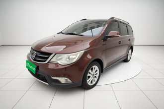 宝骏730 2014款 1.5L 手动舒适ESP版 7座