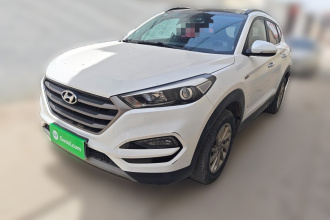 现代 途胜 2018款 1.6T 双离合两驱15周年特别版