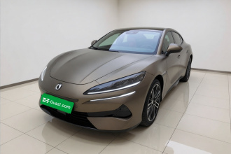 腾势Z9GT 2024款 1100四驱Ultra版