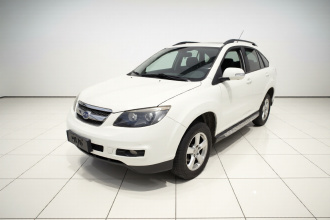 比亚迪S6 2014款 1.5TI 手动尊贵型 5座