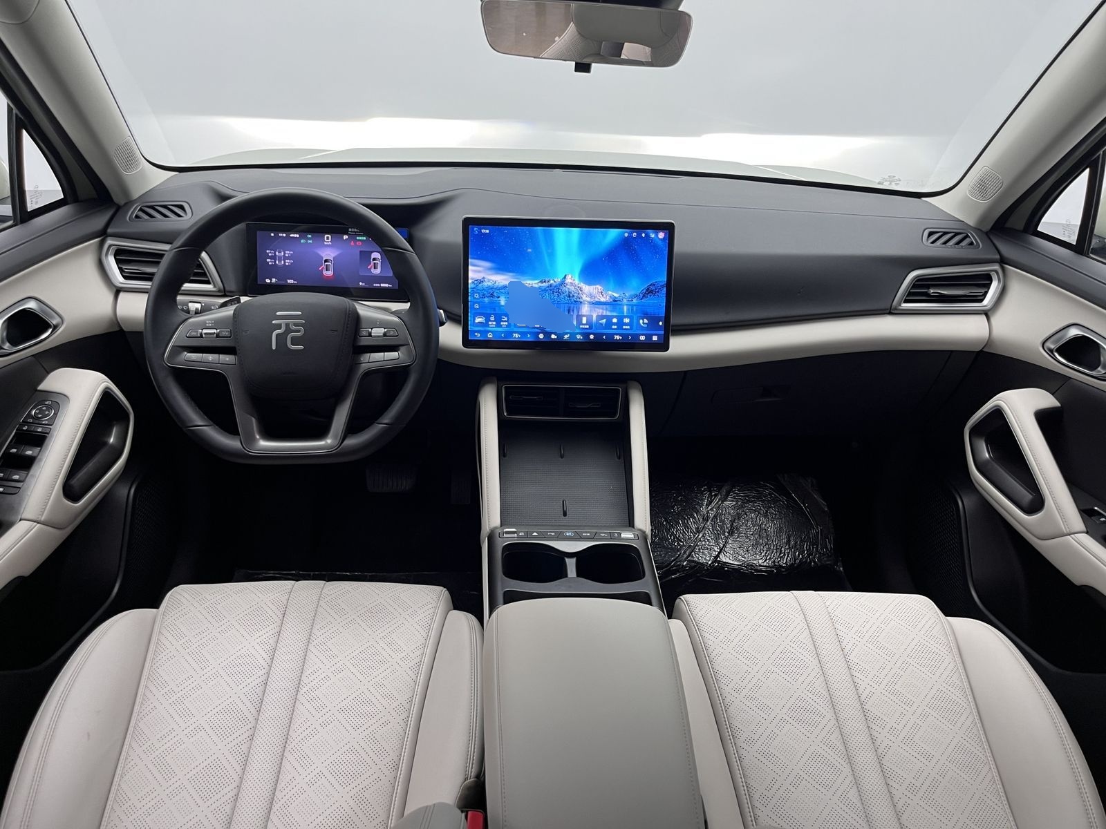 BYD Yuan Up 2025 thumb 9